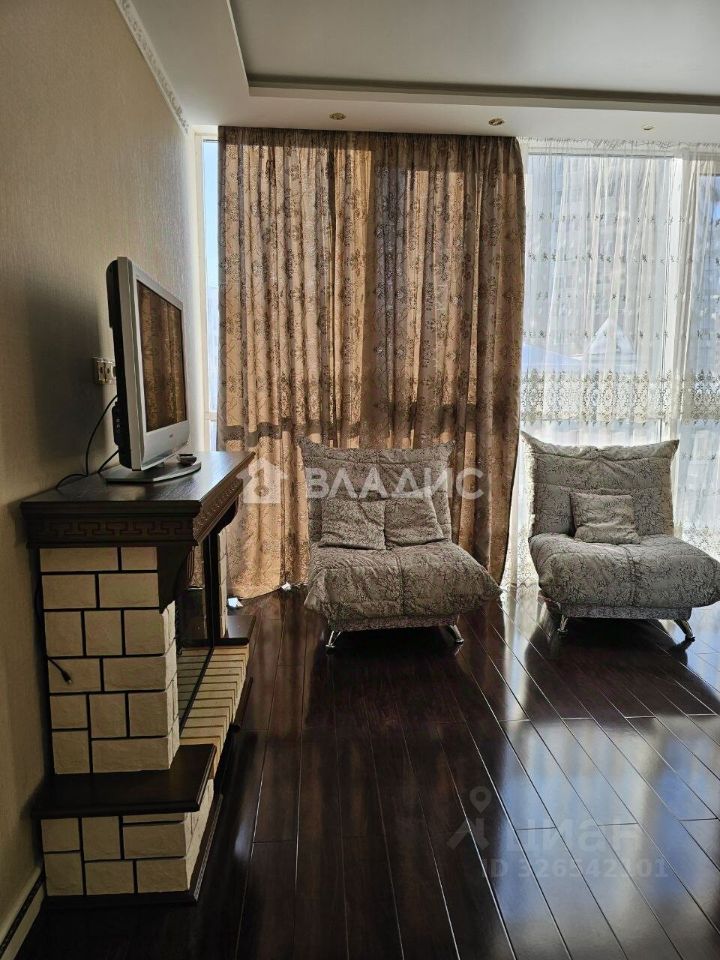 Продажа 4-комн квартиры на вторичном рынке Красногорск, бульвар Павшинский, 26