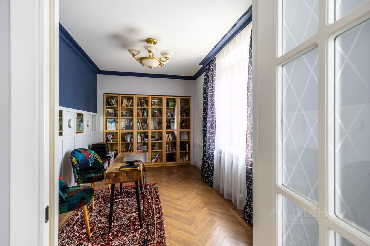 Продажа 3-комн квартиры на вторичном рынке улица Правды, 7/9