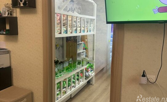 Продажа 3-комн квартиры на вторичном рынке улица Крыленко,  д. 37 к1