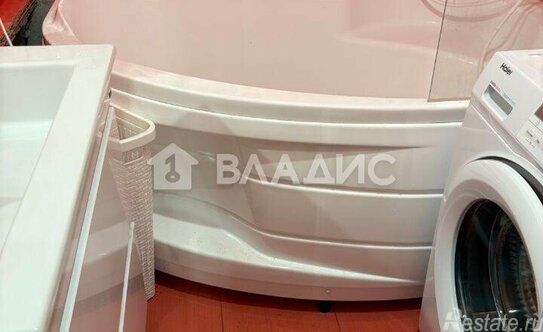 Продажа 2-комн квартиры на вторичном рынке 31 Октября, Центральная улица,  д. 73