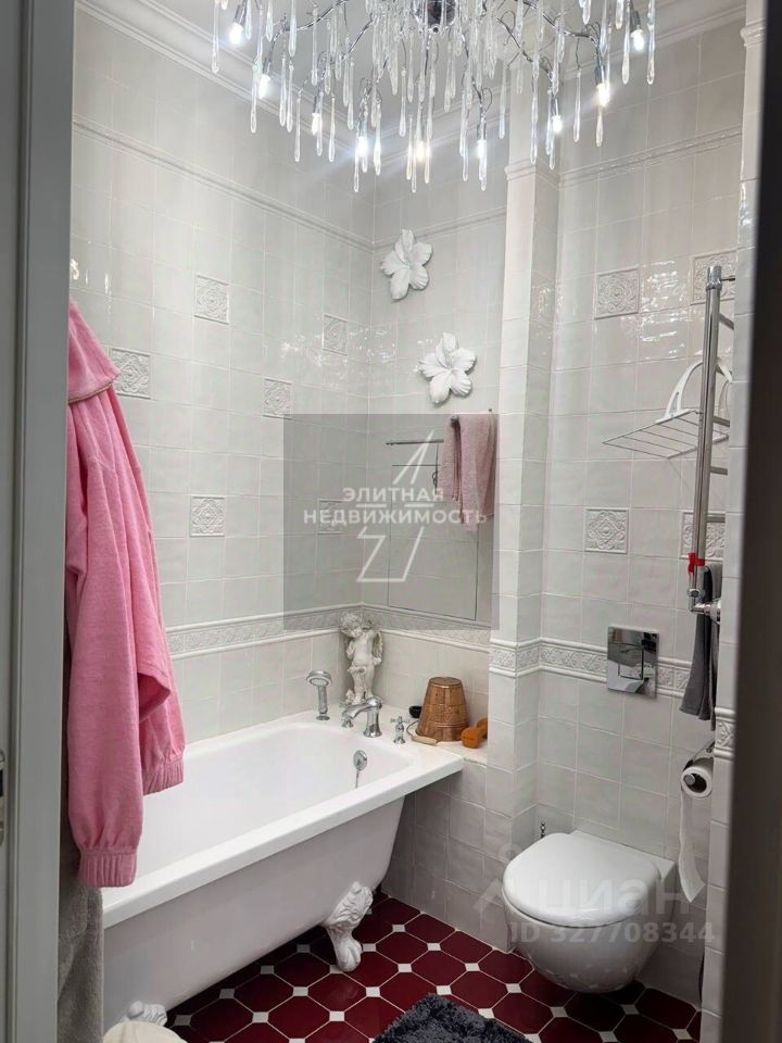 Аренда 3-комн квартиры на вторичном рынке Софийская набережная, 34