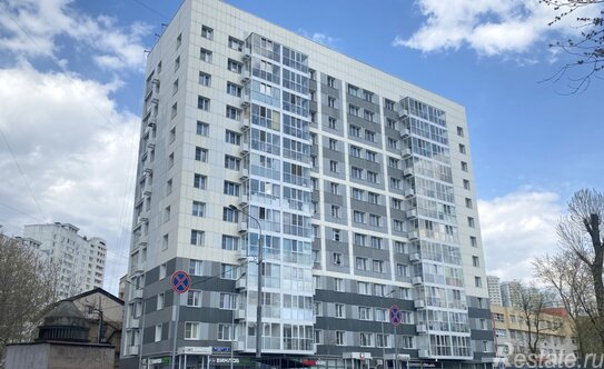 Продажа 2-комн квартиры на вторичном рынке Миллионная улица,  д. 3 к1