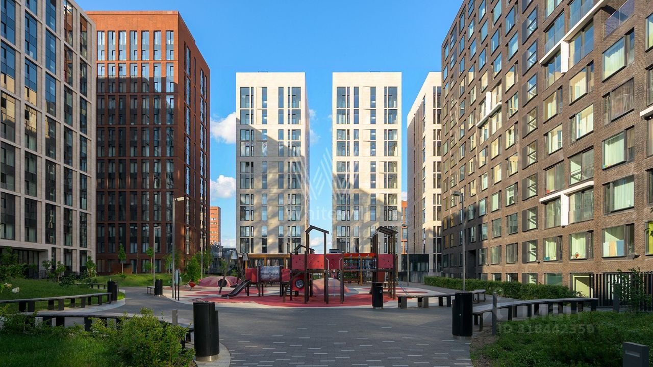 Продажа 3-комн квартиры на вторичном рынке улица Усачева, 15А