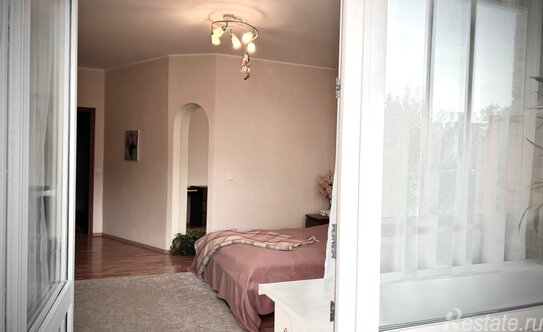 Продажа 3-комн квартиры на вторичном рынке Учебный переулок,  д. 2