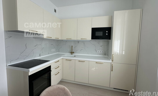 Продажа 3-комн квартиры на вторичном рынке Усачёва улица,  д. 29 к7