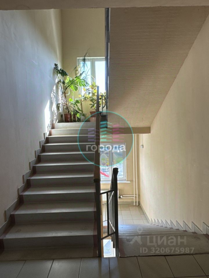 Продажа 3-комн квартиры на вторичном рынке Михнево пгт, улица Советская, 33