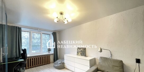 2-комн квартира ул Новосибирская,  д. 14