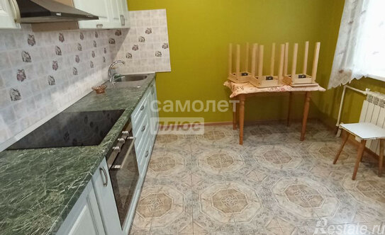 Продажа 1-комн квартиры на вторичном рынке Лобня г, Жирохова ул,  д. 2