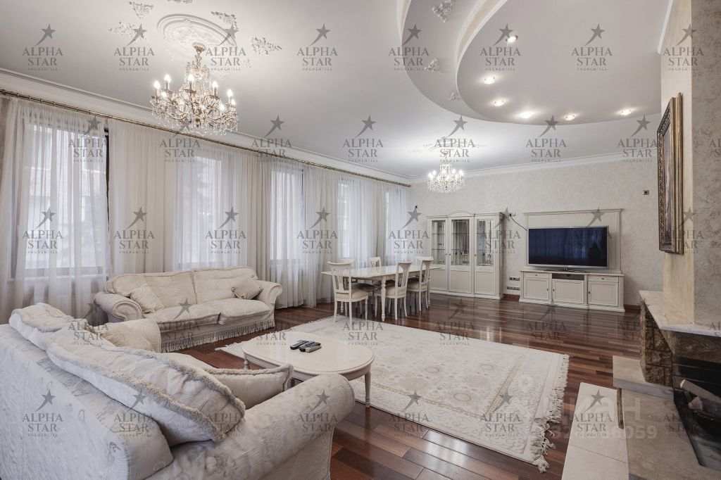 Аренда 4-комн квартиры на вторичном рынке Староконюшенный переулок, 36С2