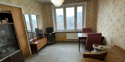 3-комн квартира улица Полбина,  д. 42