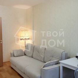 Продажа 1-комн квартиры на вторичном рынке улица Валерия Гаврилина,  д. 13 к1 с1