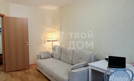 Продажа 1-комн квартиры на вторичном рынке улица Валерия Гаврилина,  д. 13 к1 с1