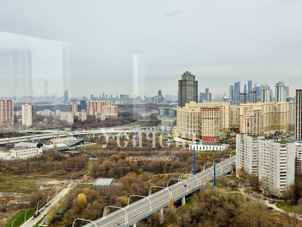 Продажа 4-комн квартиры на вторичном рынке Мичуринский проспект, 56