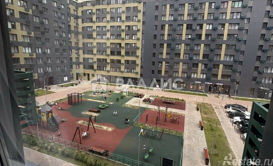 Продажа 2-комн квартиры на вторичном рынке Долгопрудный г, Заводская ул,  д. 2 к3