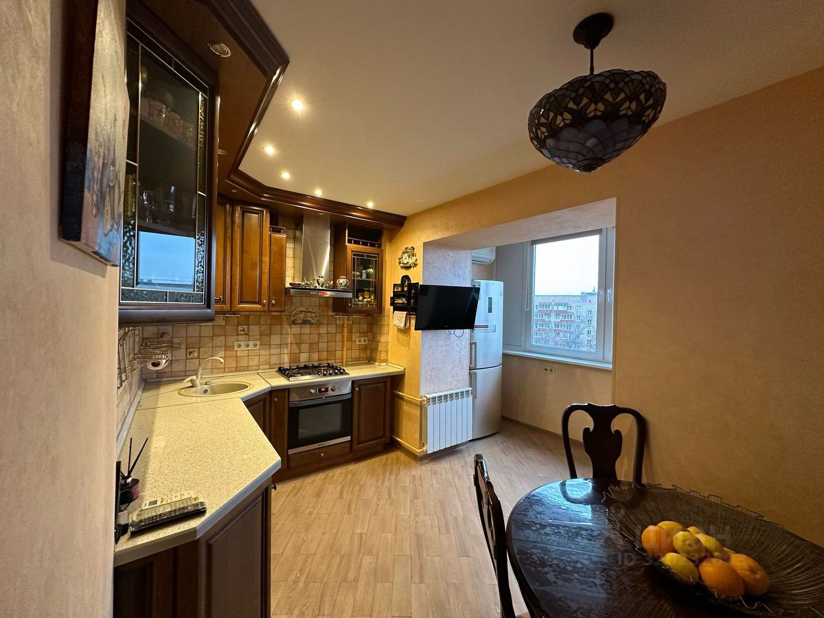 Продажа 1-комн квартиры на вторичном рынке улица Алабяна, 15