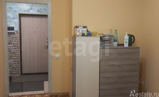 Продажа 1-комн квартиры на вторичном рынке Школьная улица,  д. 17 с1