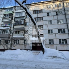 Продажа 1-комн квартиры на вторичном рынке Истра, ул Главного Конструктора В.И.Адасько,  д. 11