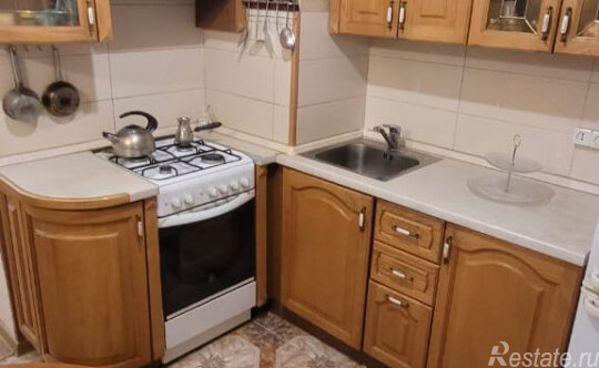 Продажа 2-комн квартиры на вторичном рынке Художников пр-кт,  д. 15 к1