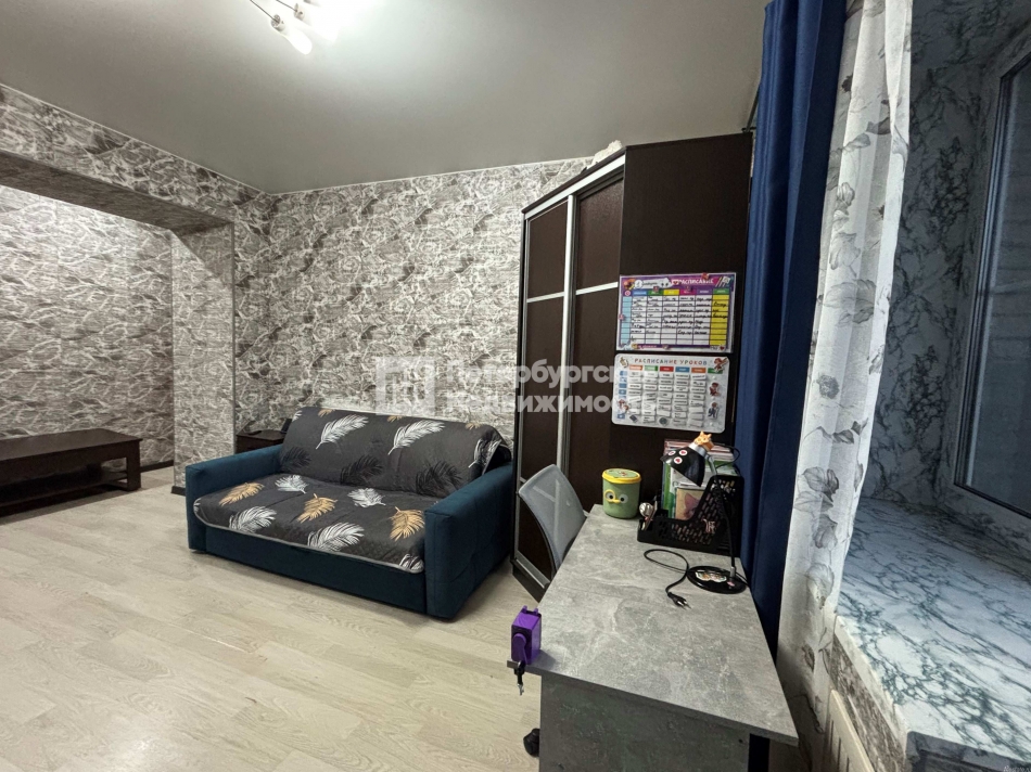 Продажа 2-комн квартиры на вторичном рынке Лесной пр-кт,  д. 1