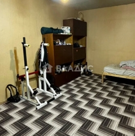 Продажа 1-комн квартиры на вторичном рынке улица Юных Ленинцев,  д. 119