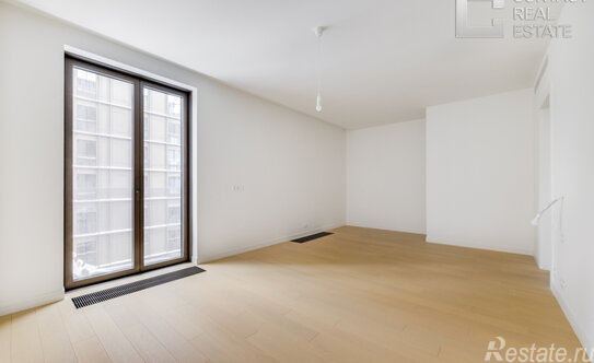 Продажа 4-комн квартиры на вторичном рынке Звенигородская 2-я ул,  д. 12,  к. 15