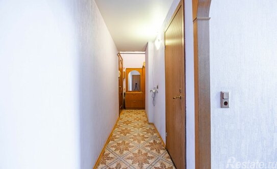 Продажа 2-комн квартиры на вторичном рынке Старо-Петергофский пр-кт,  д. 15