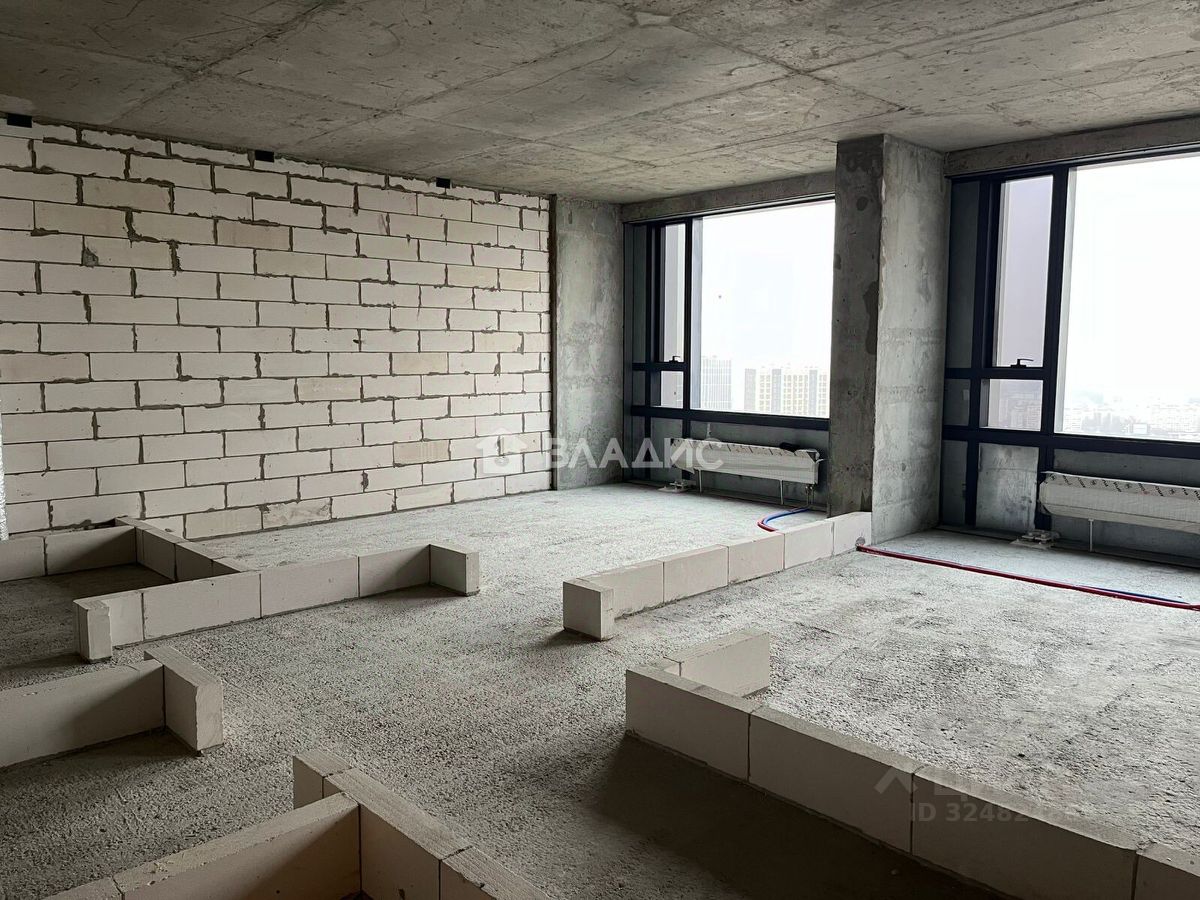 Продажа 3-комн квартиры на вторичном рынке Мичуринский пр-кт,  д. 56