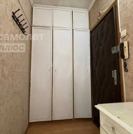 Продажа 1-комн квартиры на вторичном рынке ул Миклухо-Маклая,  д. 27,  к. 1