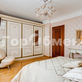 Продажа 4-комн квартиры на вторичном рынке Самотечный 3-й пер,  д. 16