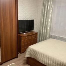 Продажа 2-комн квартиры на вторичном рынке улица Крыленко,  д. 23