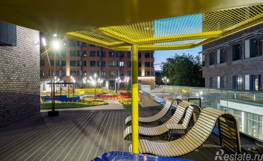 Продажа 4-комн квартиры на вторичном рынке ул Ивана Франко,  д. 4А