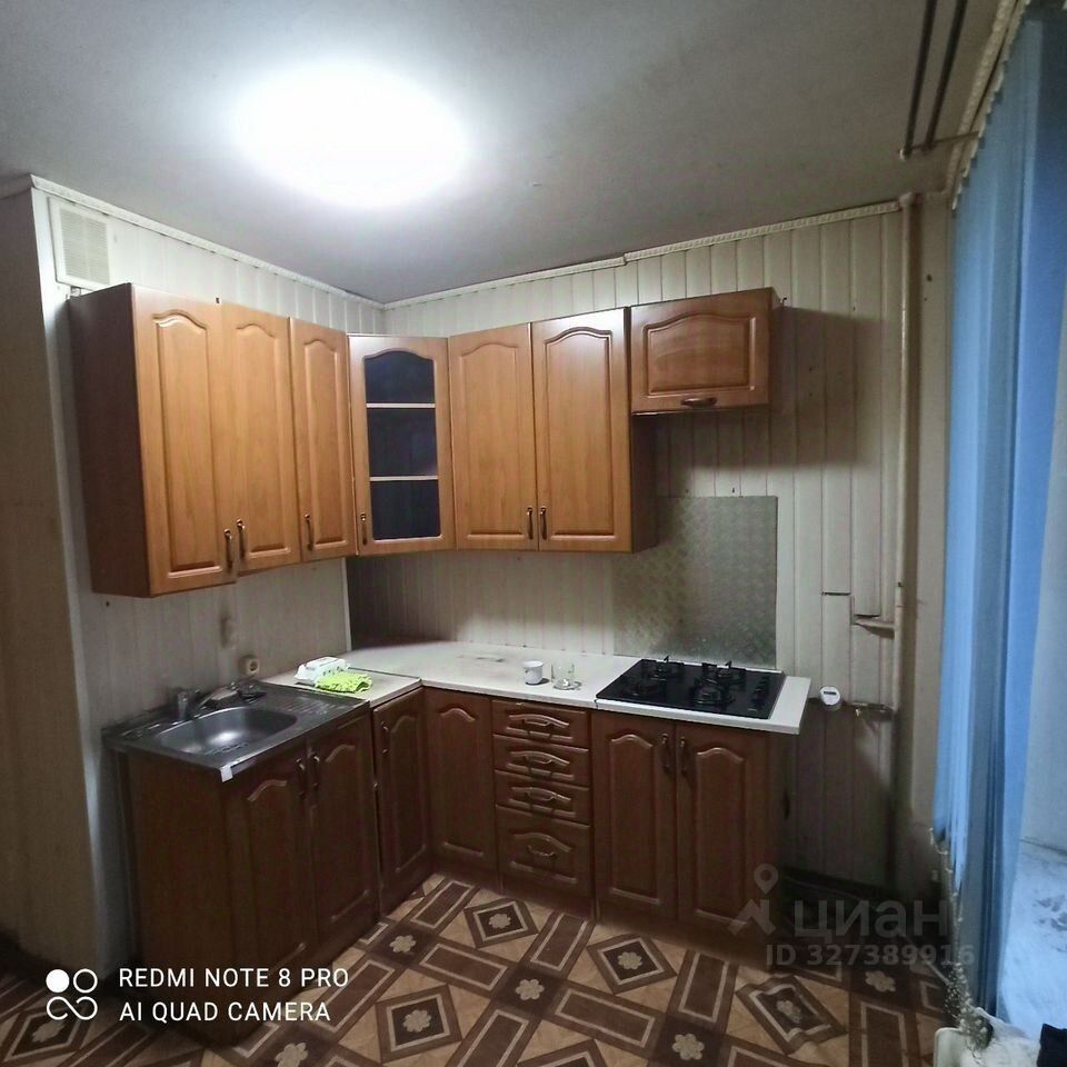 Продажа 2-комн квартиры на вторичном рынке Рощино пгт, улица Садовая, 8