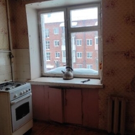 Продажа 3-комн квартиры на вторичном рынке Лотошино, ул Микрорайон,  д. 7