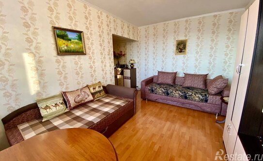 Продажа 2-комн квартиры на вторичном рынке Будапештская улица