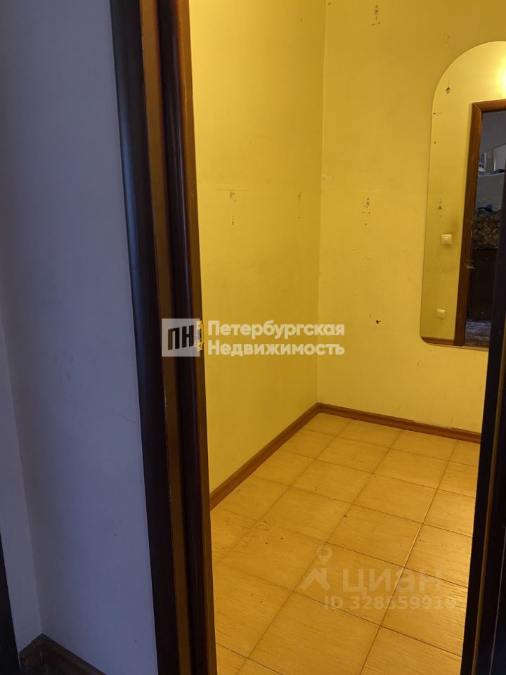 Продажа 2-комн квартиры на вторичном рынке проспект Авиаконструкторов, 45К1