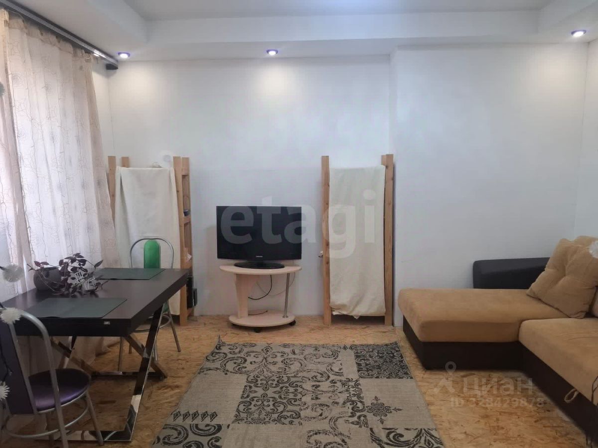 Продажа 2-комн квартиры на вторичном рынке Яхрома, улица Ленина, 6