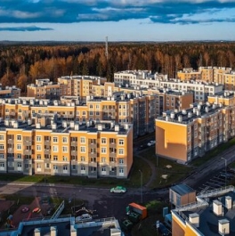 Продажа 2-комн квартиры на вторичном рынке Сертолово г, Сертолово-2 мкр, Мира ул,  д. 7 к1