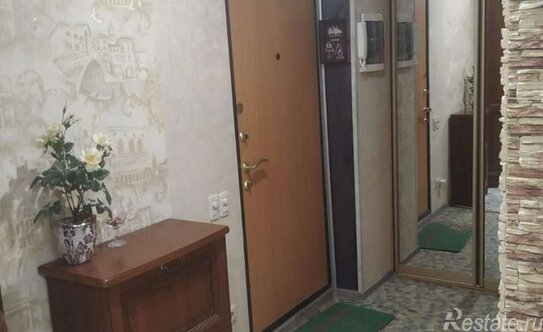 Аренда 1-комн квартиры на вторичном рынке ул Артюхиной,  д. 28