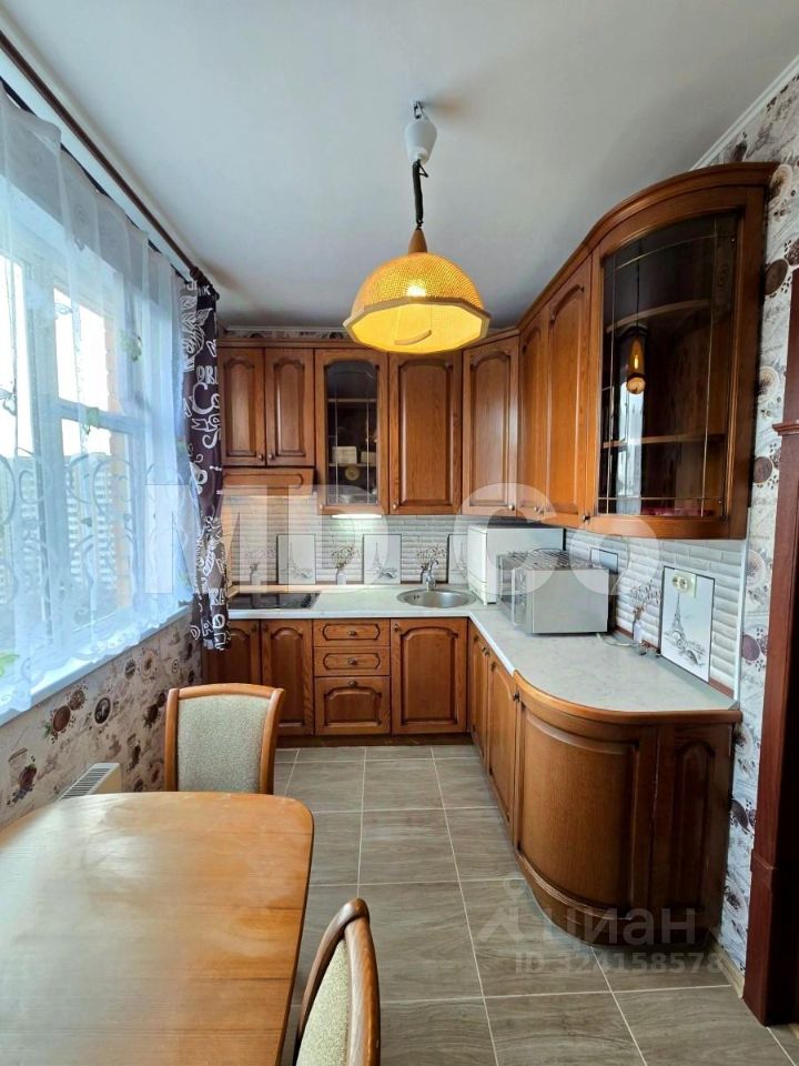 Аренда 1-комн квартиры на вторичном рынке Симферопольский бульвар, 19К1