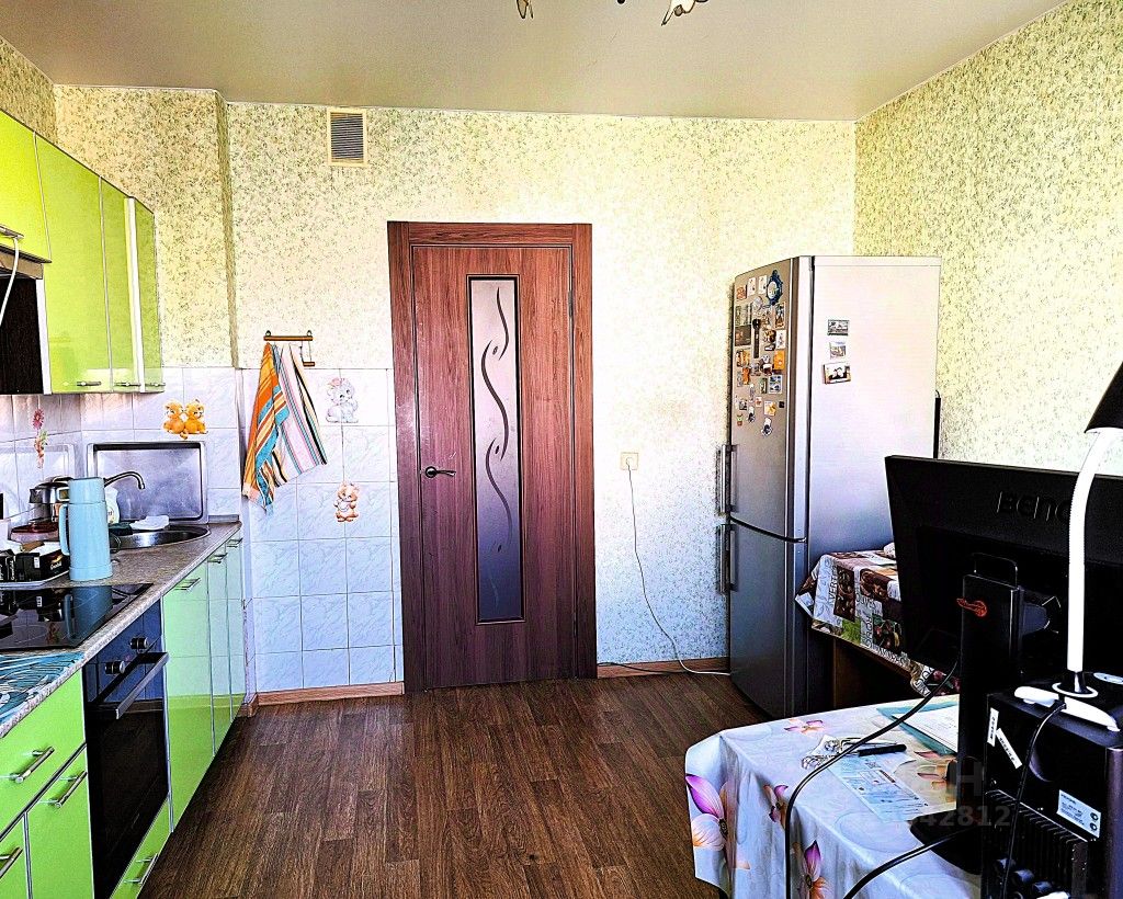 Продажа 3-комн квартиры на вторичном рынке Камышовая улица, 3К1