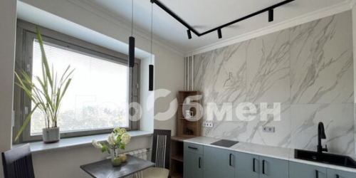 1-комн квартира улица Серёгина,  д. 3