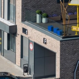 Продажа 4-комн квартиры на вторичном рынке улица Ивана Франко,  д. 6