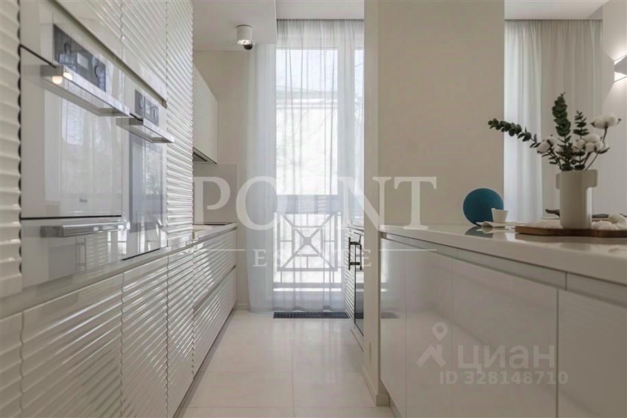 Продажа 3-комн квартиры на вторичном рынке Богословский переулок, 12А