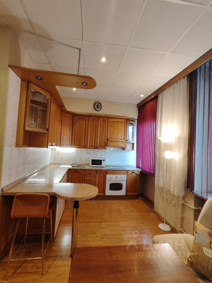 Аренда 2-комн квартиры на вторичном рынке улица Земляной Вал, 32