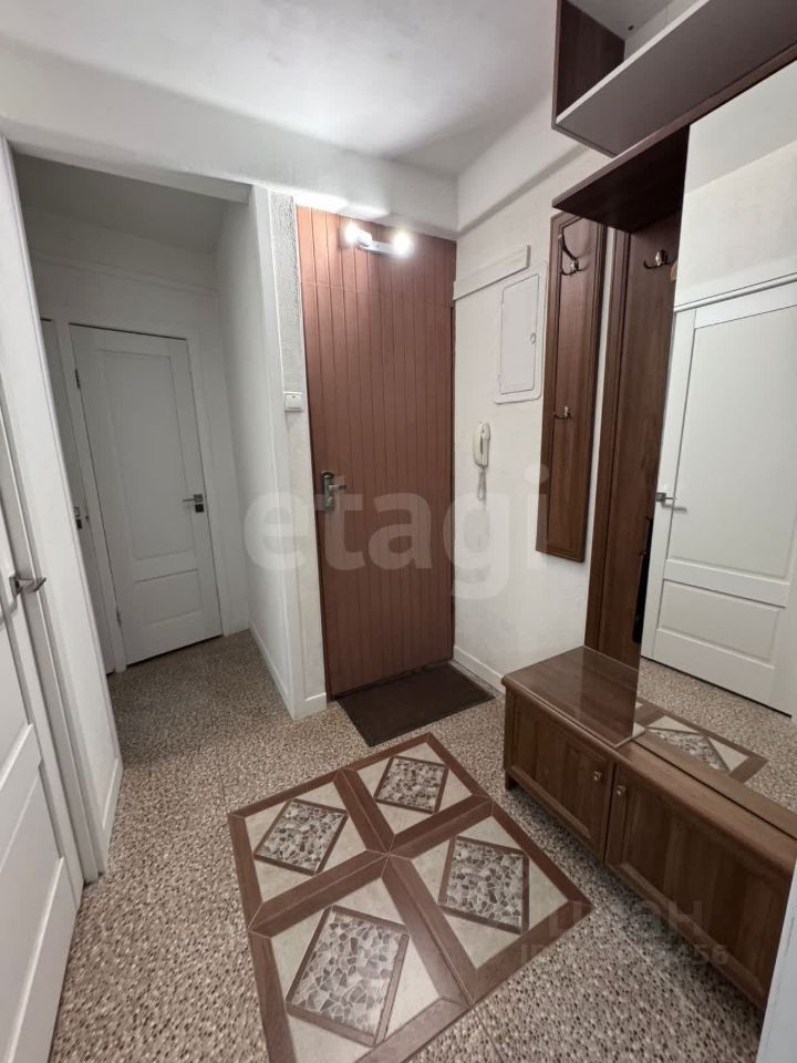 Продажа 2-комн квартиры на вторичном рынке пос. Первомайское, улица Ленина, 61