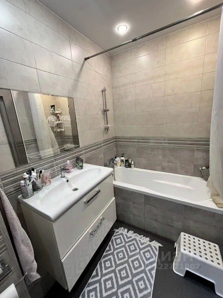 Продажа 2-комн квартиры на вторичном рынке Сходня мкр, Первомайская улица, 49