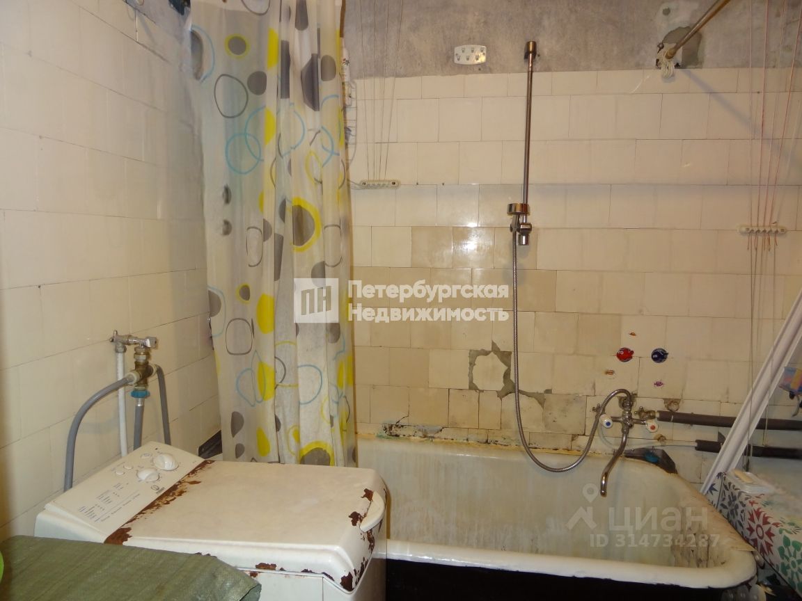 Продажа комнаты улица Полярников, 12