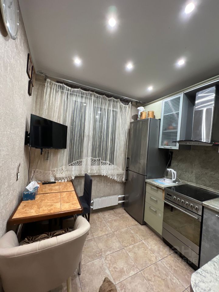 Аренда 2-комн квартиры на вторичном рынке улица Свободы, 49К3