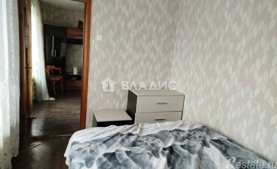 Продажа 3-комн квартиры на вторичном рынке ул Молостовых,  д. 15,  к. 3