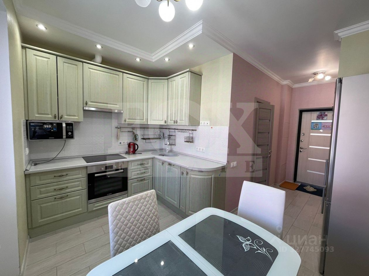 Аренда 2-комн квартиры на вторичном рынке Нахабино пгт, улица Королева, 9